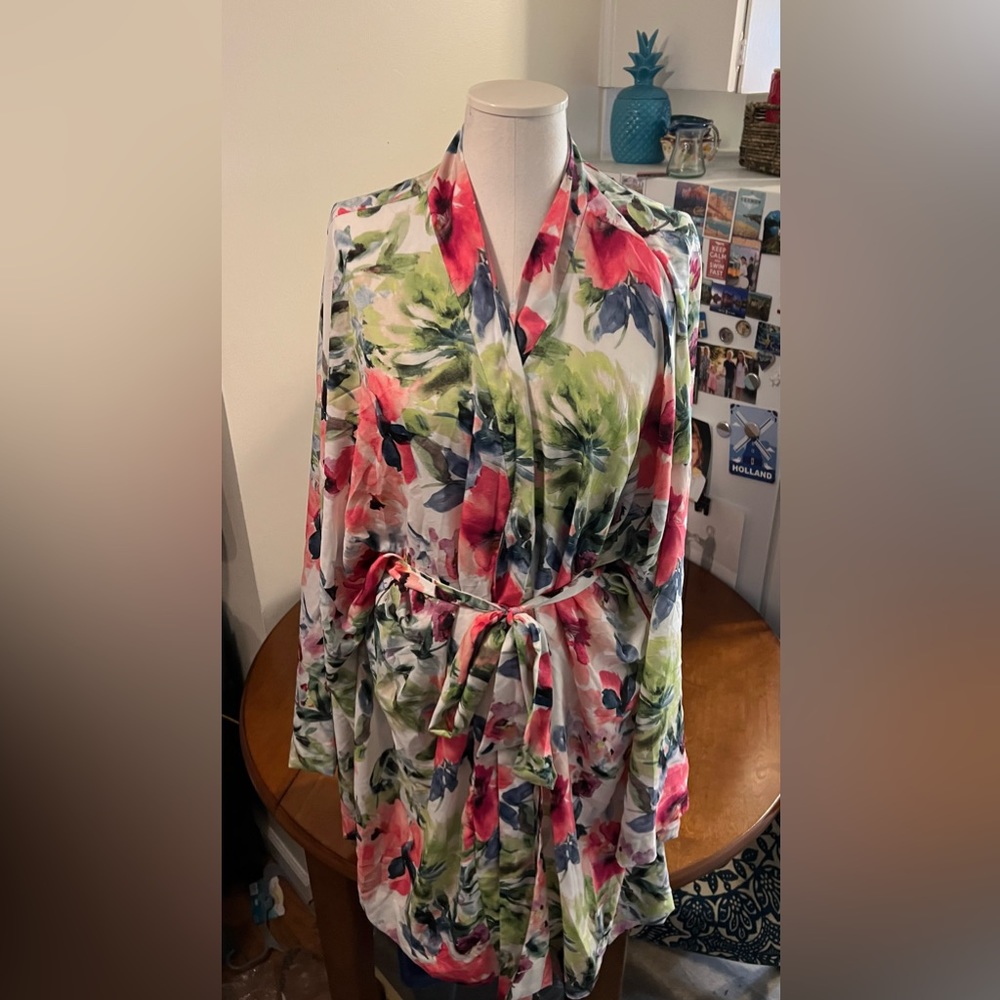 Cacique Kimono Robe in Lovely Watercolor
